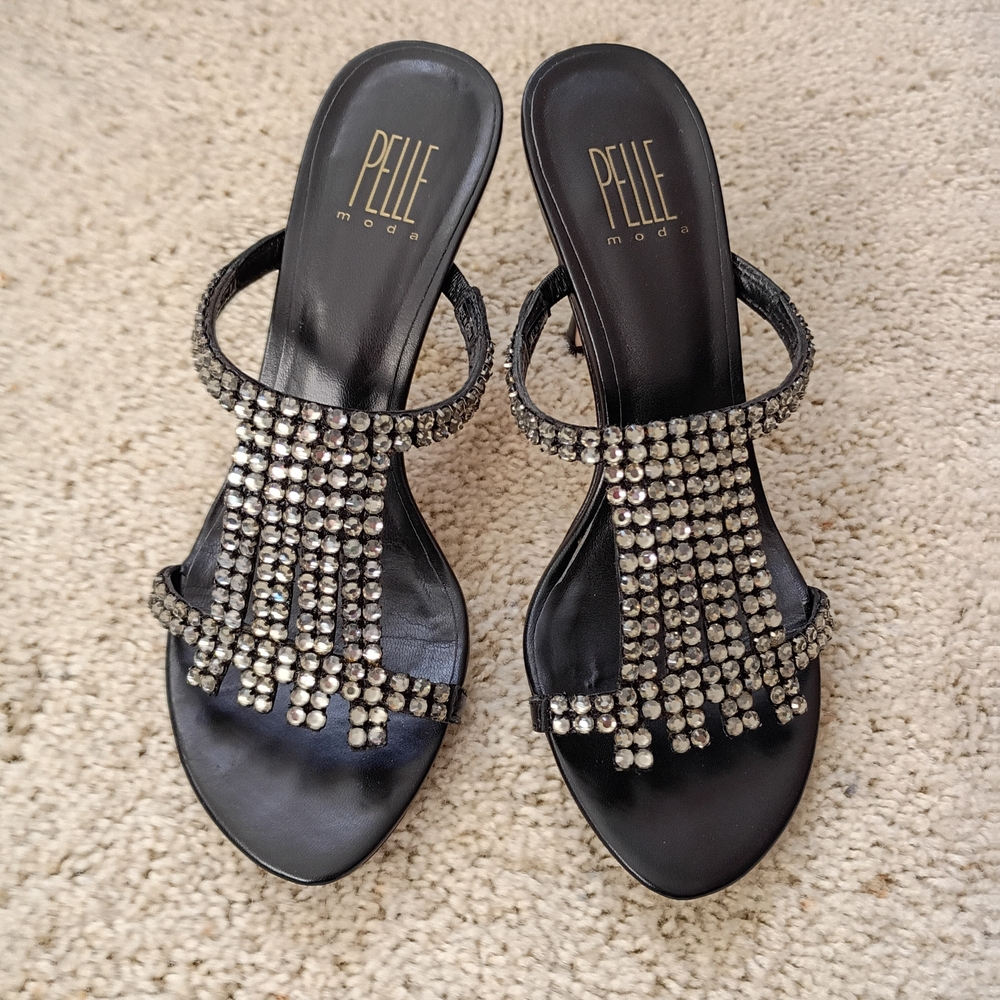 Pelle Moda Kassie Black Rhinestone Stiletto Heels Size 7.5M